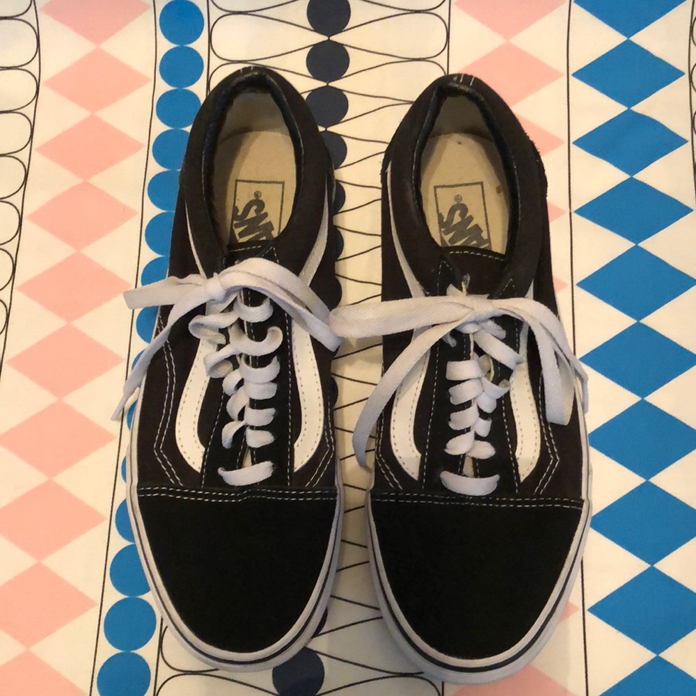 Vans Old Skool Shoes Women’s 9 Black & White